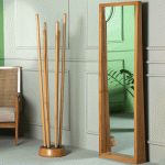 نیمکت حصیری پیرژنره خودرنگ